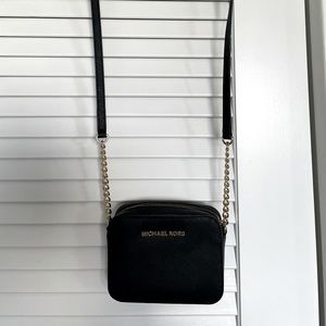 Michael Kors black crossbody purse